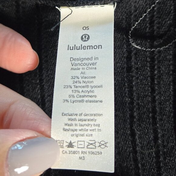 Lululemon Dream Weaver Wrap - OS Black - Picture 5 of 6